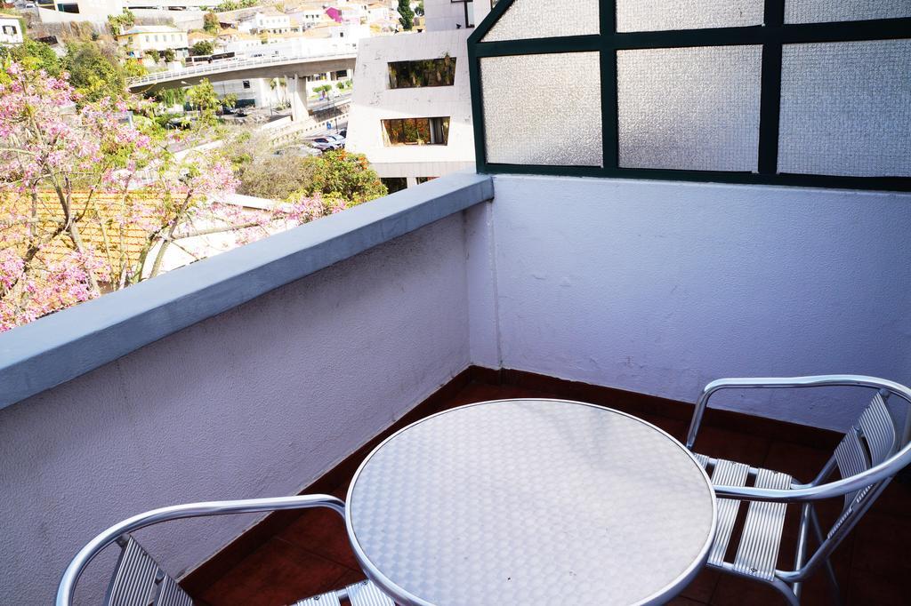 Residencial Parque Hostel Funchal  Exterior photo